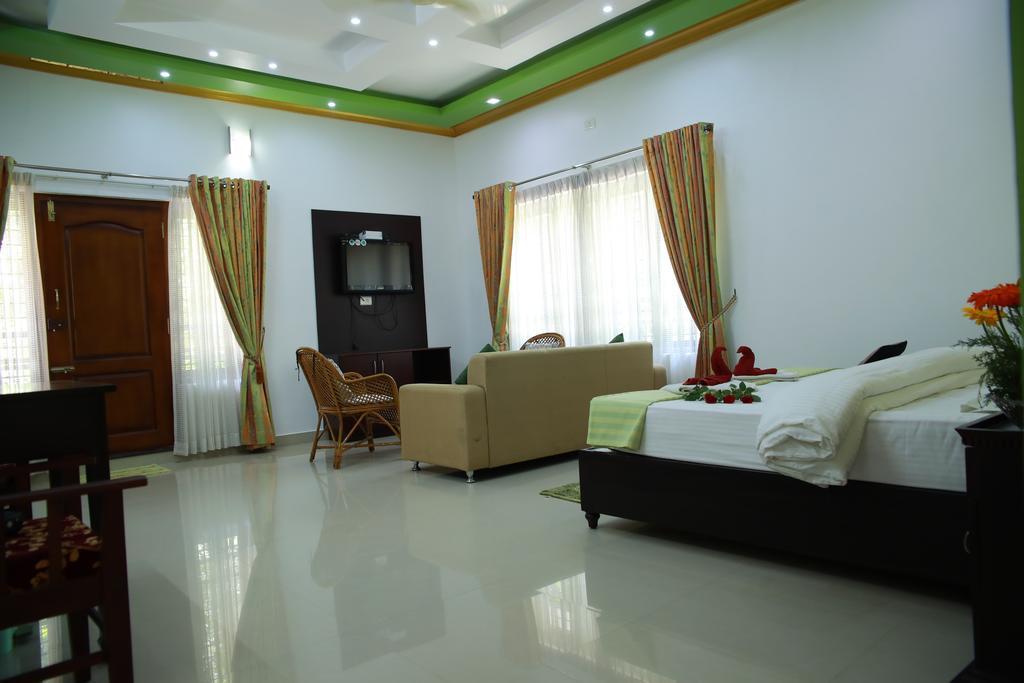 Periyar Villa Home Stay - 提喀迪 外观 照片