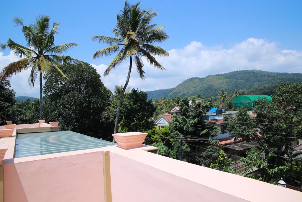 Periyar Villa Home Stay - 提喀迪 外观 照片